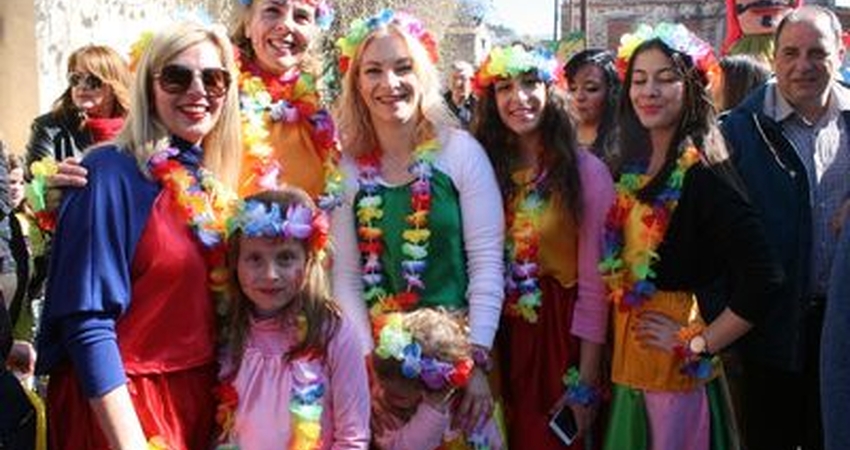 SAKIZ ADASI MOSTRA KARNAVALI TURU